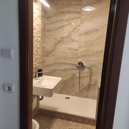 Garsoniera Turda Valeria Apartment Exterior photo