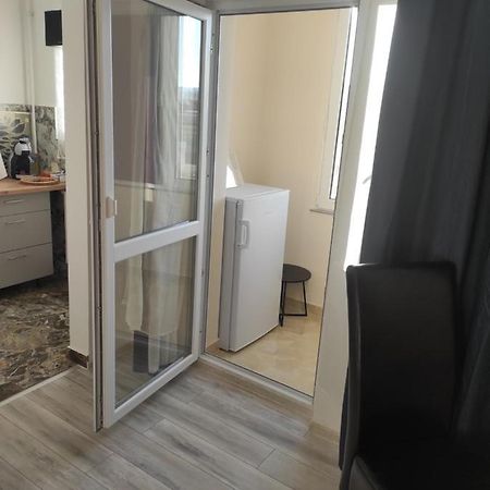 Garsoniera Turda Valeria Apartment Exterior photo