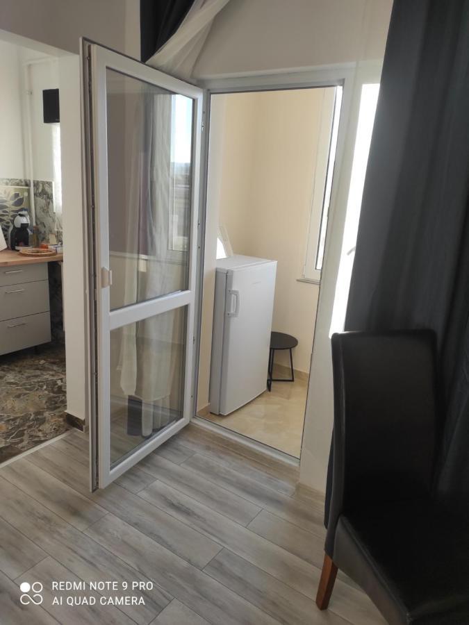 Garsoniera Turda Valeria Apartment Exterior photo